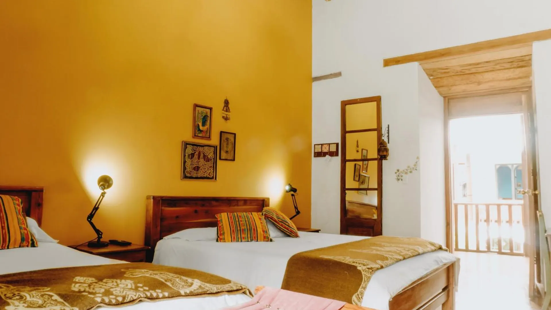 Hotel Casa Alquimia Quito 3*,